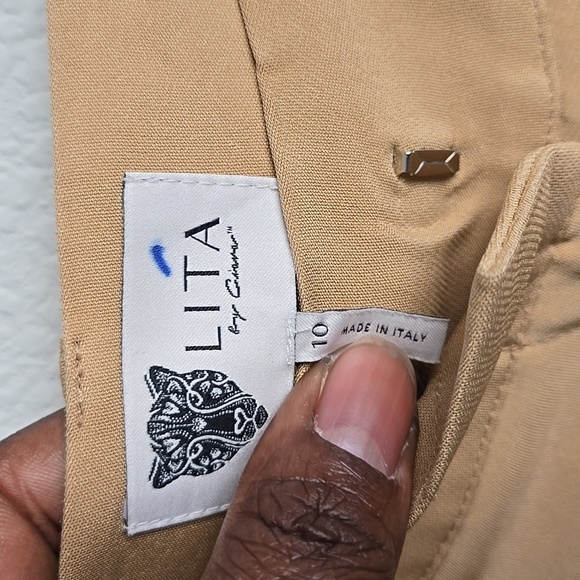 Lita By CIARA Classic Timeless Minimalist Women's Tailored High Waist Tan Shorts - Picture 3 of 12